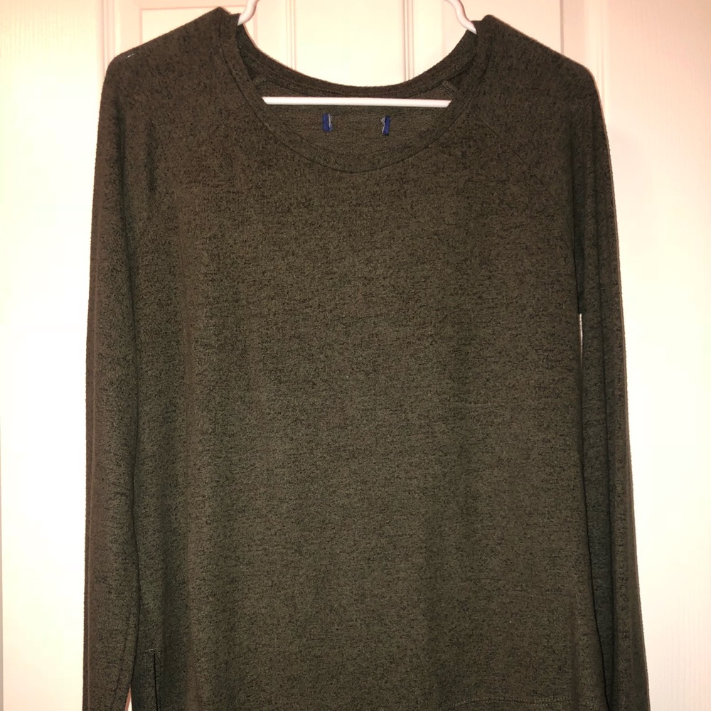 Forest green, long sleeve crewneck